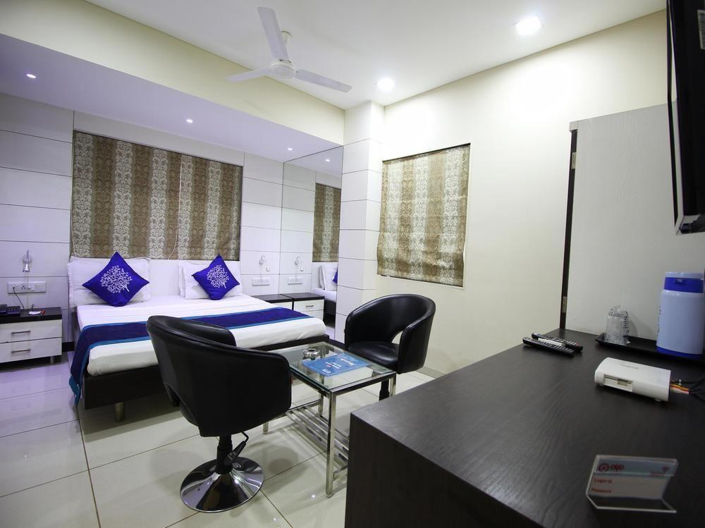 Oyo Rooms Usmanpura Ashram Road 阿穆达巴 外观 照片